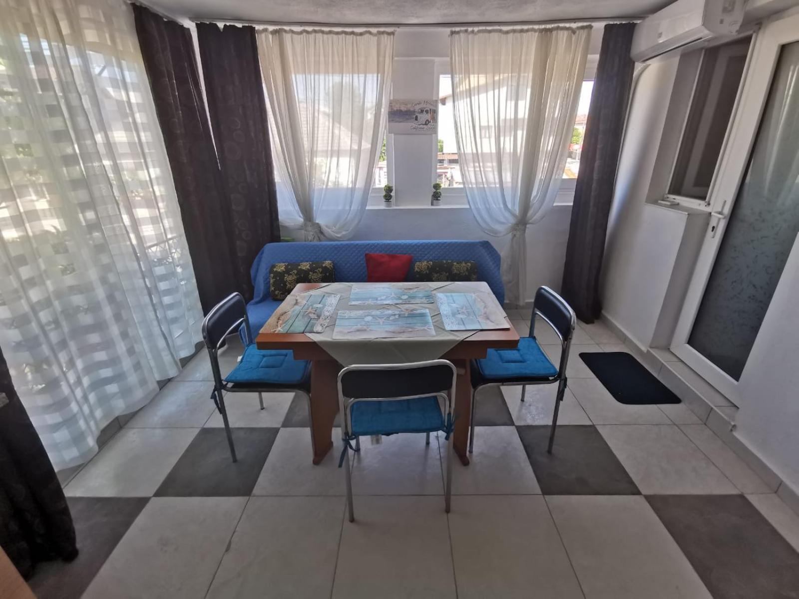 Traian si Teodora Hotel Costinesti Ruang foto